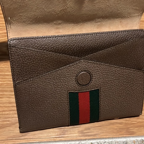 Gucci satchel attachment - Picture 4 of 5